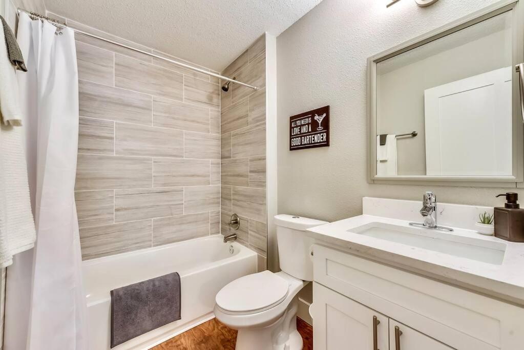 Hello Gorgeous Flat Near Downtown! Lejlighed Dallas Eksteriør billede